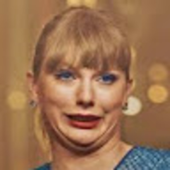 swiftbeanie918